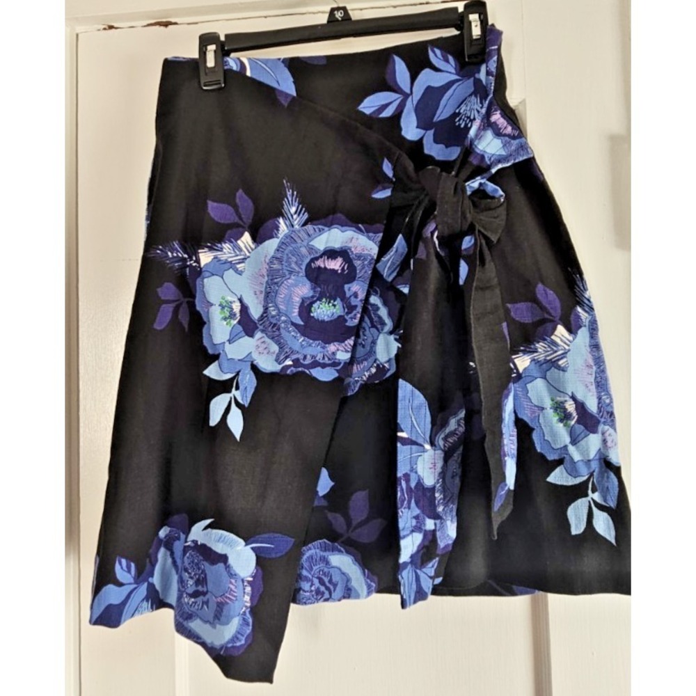 HALOGEN womens 8 faux wrap‎ black skirt large side tie bloue floral
